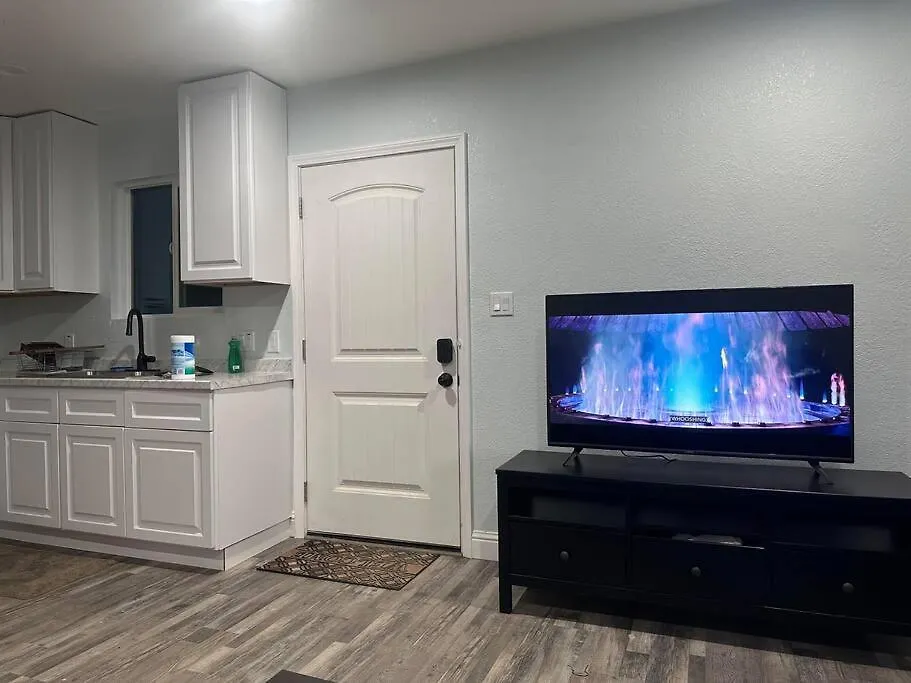 Guesthouse Sacramento 0*,