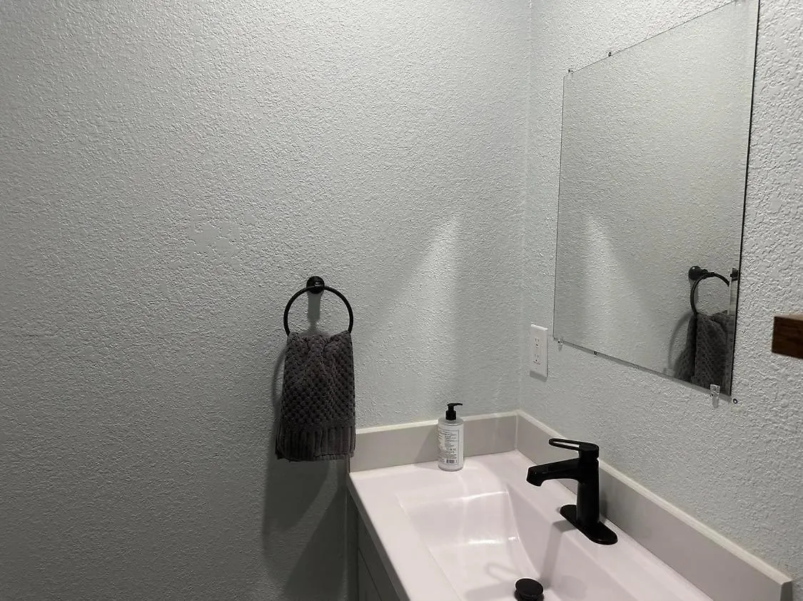 Guesthouse Sacramento 0*,  United States